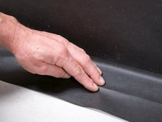 6b. Raccord à des supports rugueux ou minéraux (p. ex. à la plaque de plancher)