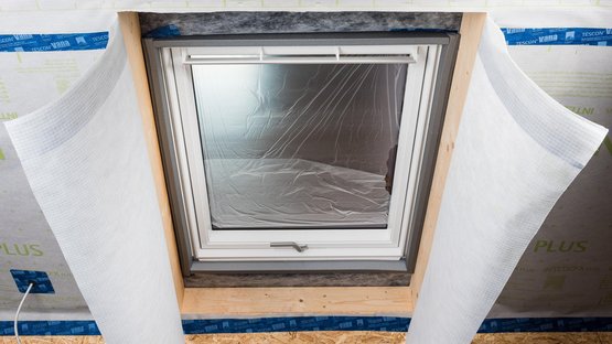 12. Fenêtre de toit : découper la membrane