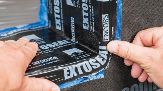 Appui de fenêtre dans les constructions en bois massif