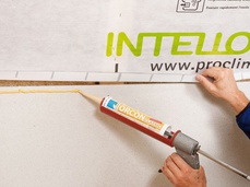 3. Raccord au pied droit / mur