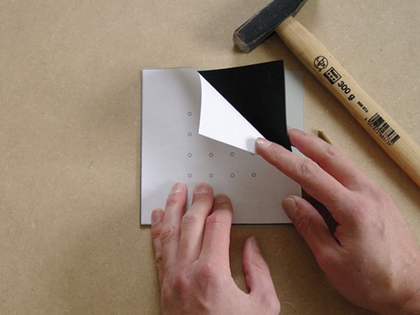 1. Aligner le support, l’EPDM et le gabarit